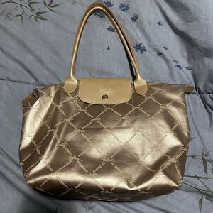 Longchamp tote bag beautiful champagnes metallic color - used
